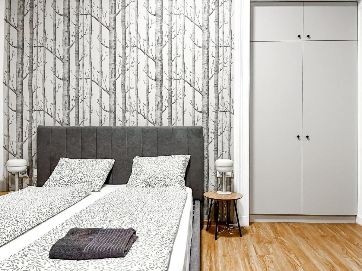 T32 Central Modern Suites Budapeste Exterior foto