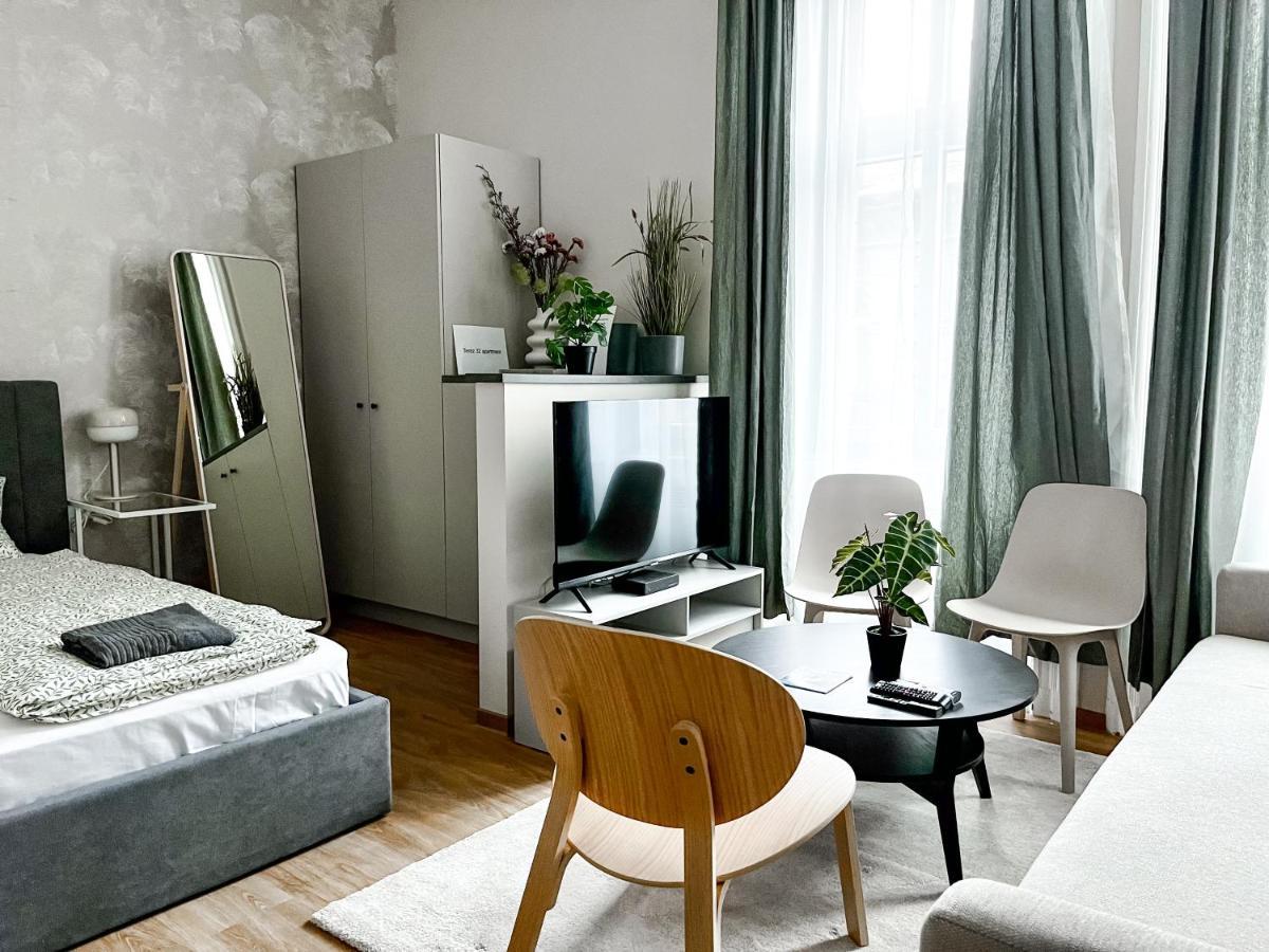 T32 Central Modern Suites Budapeste Exterior foto