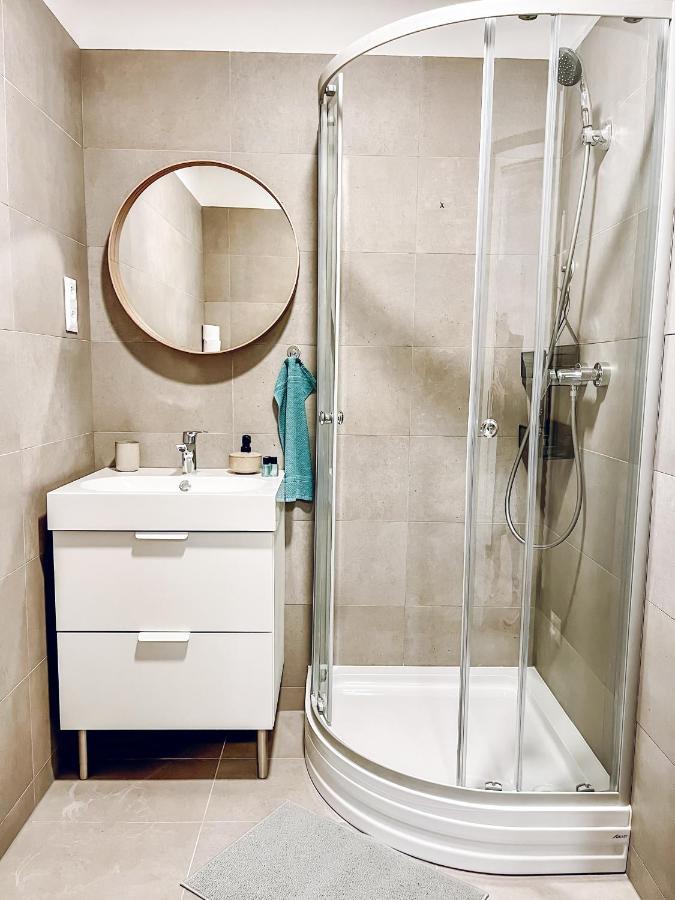 T32 Central Modern Suites Budapeste Exterior foto