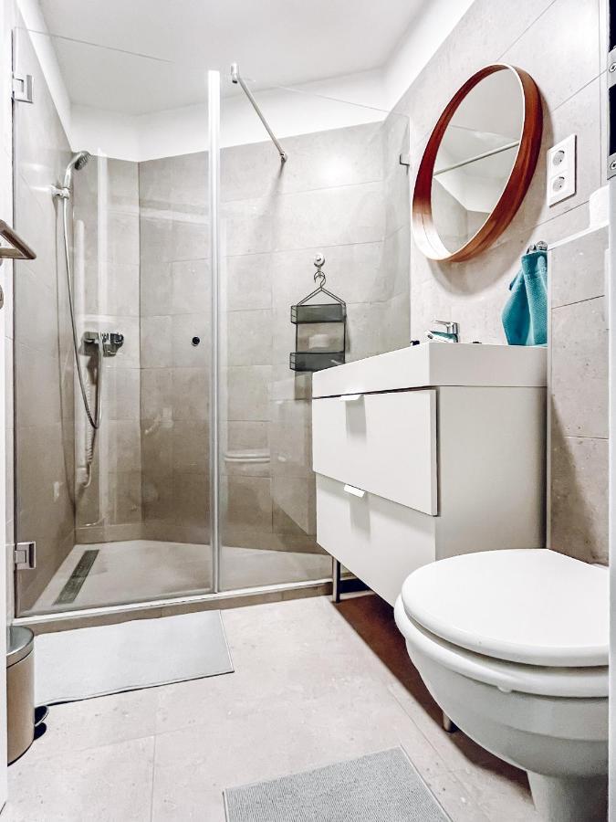 T32 Central Modern Suites Budapeste Exterior foto